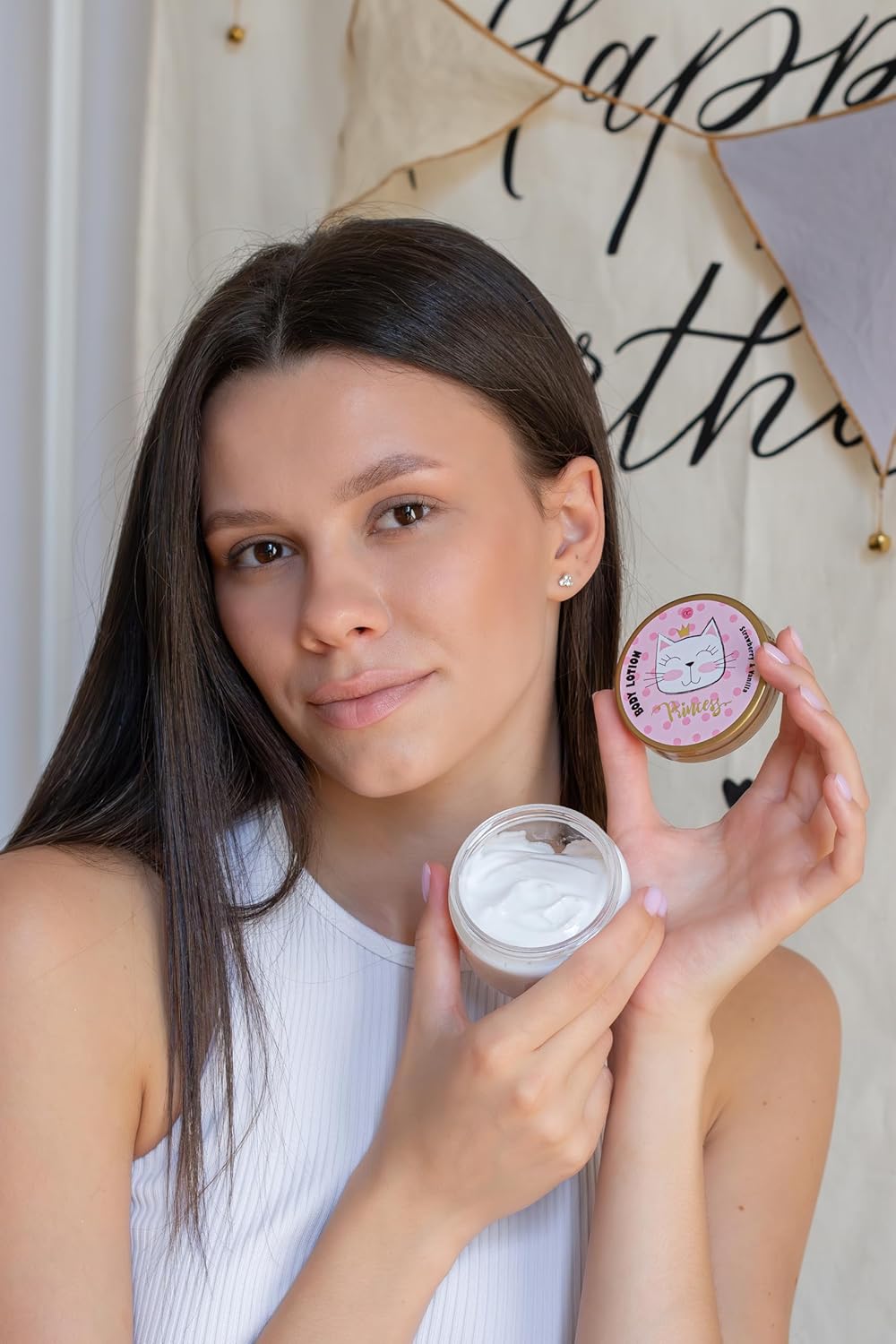 Accentra - Princess Kitty cadeauset voor meisjes en vrouwen - doucheset inclusief schuimbad, scrub, douchegel en meer - Fruitgeur cadeau in een mooie doos